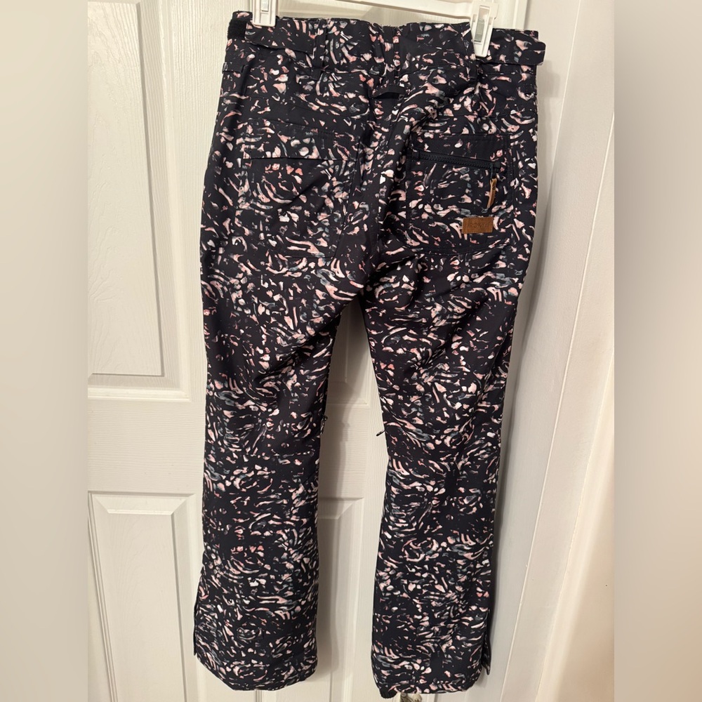 Roxy Women’s Nadia Printed Snow Pants - Picture 11 of 11